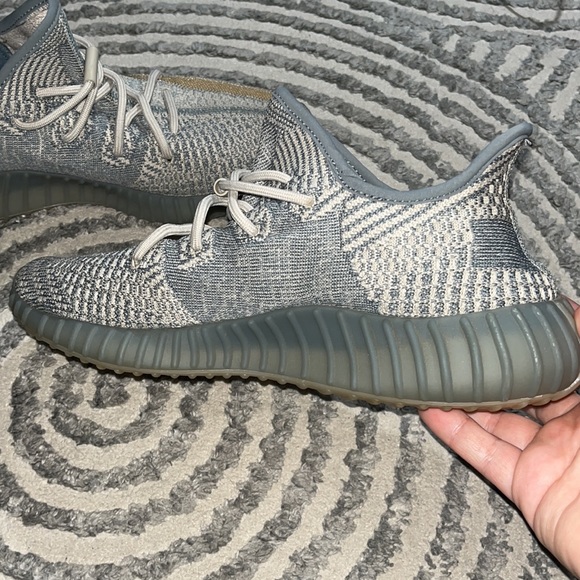 YEEZY 350 ISRAFIL - Picture 5 of 8